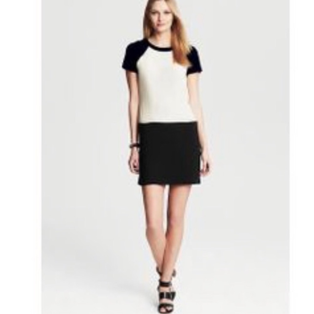 EUC Banana Republic silk shift dress